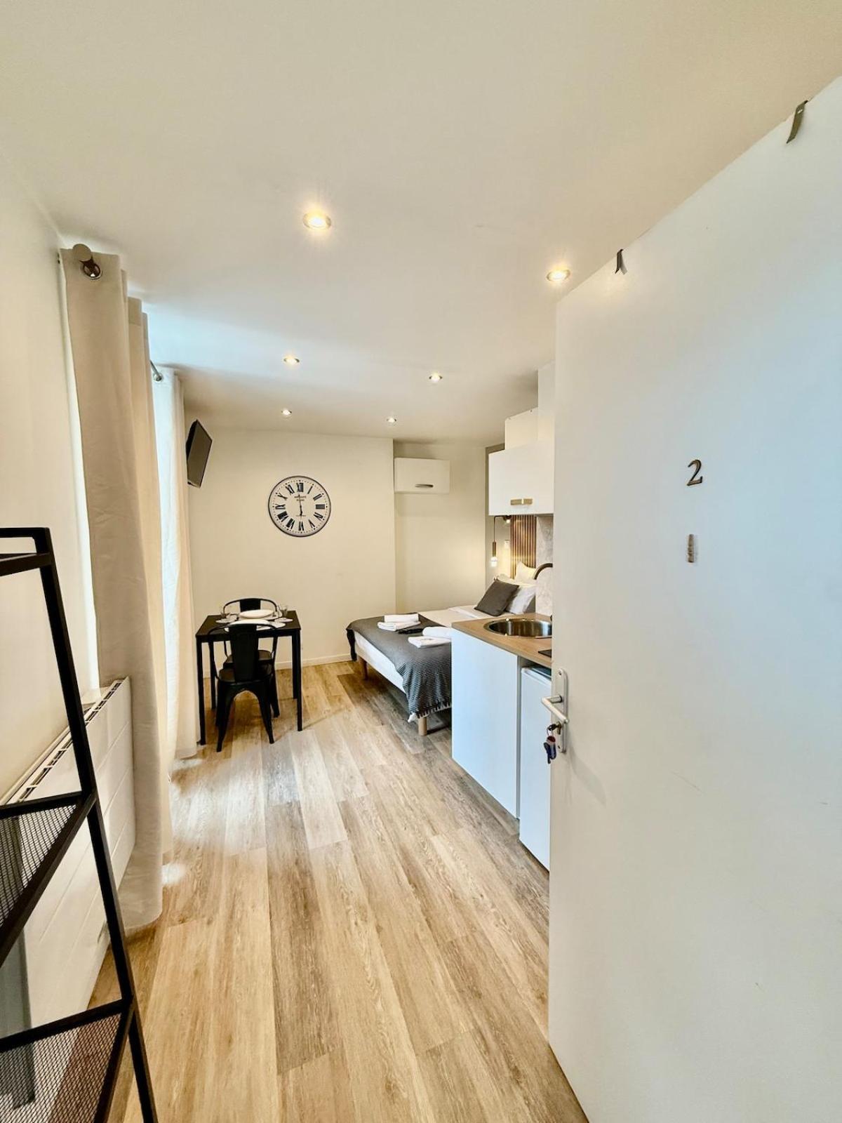 *studio 2* Avenue Baudin - Dabnb Apartment *
